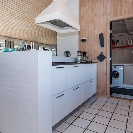 10 Person In Fan Holiday home